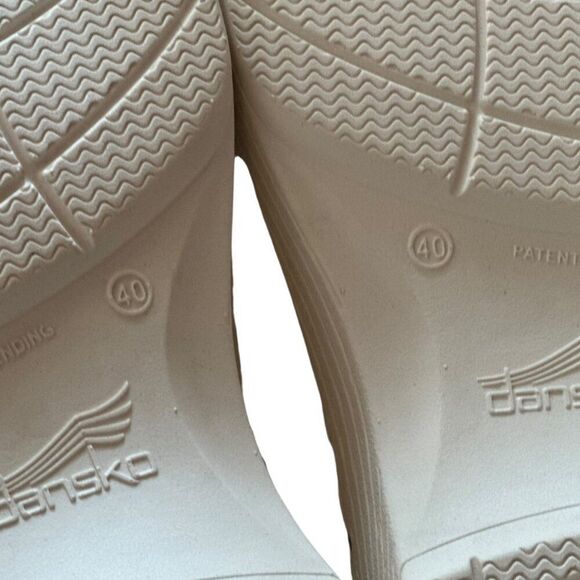 Dansko Professional LT White Box Leather Clogs Women’s Size 40 EU Comfort Work S - Picture 11 of 11